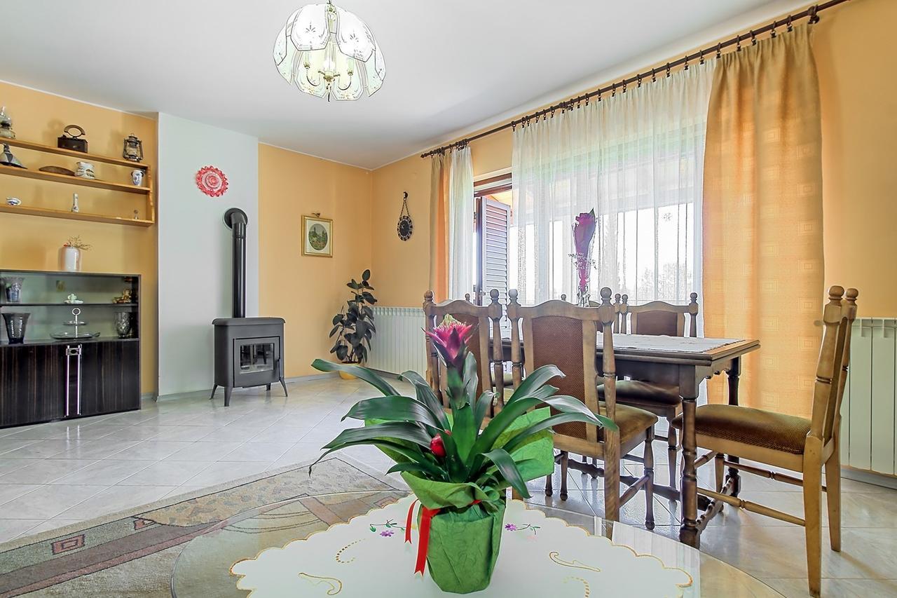 Eva House With Apartman *